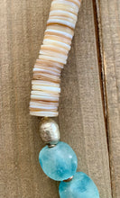 Load image into Gallery viewer, Instafamous