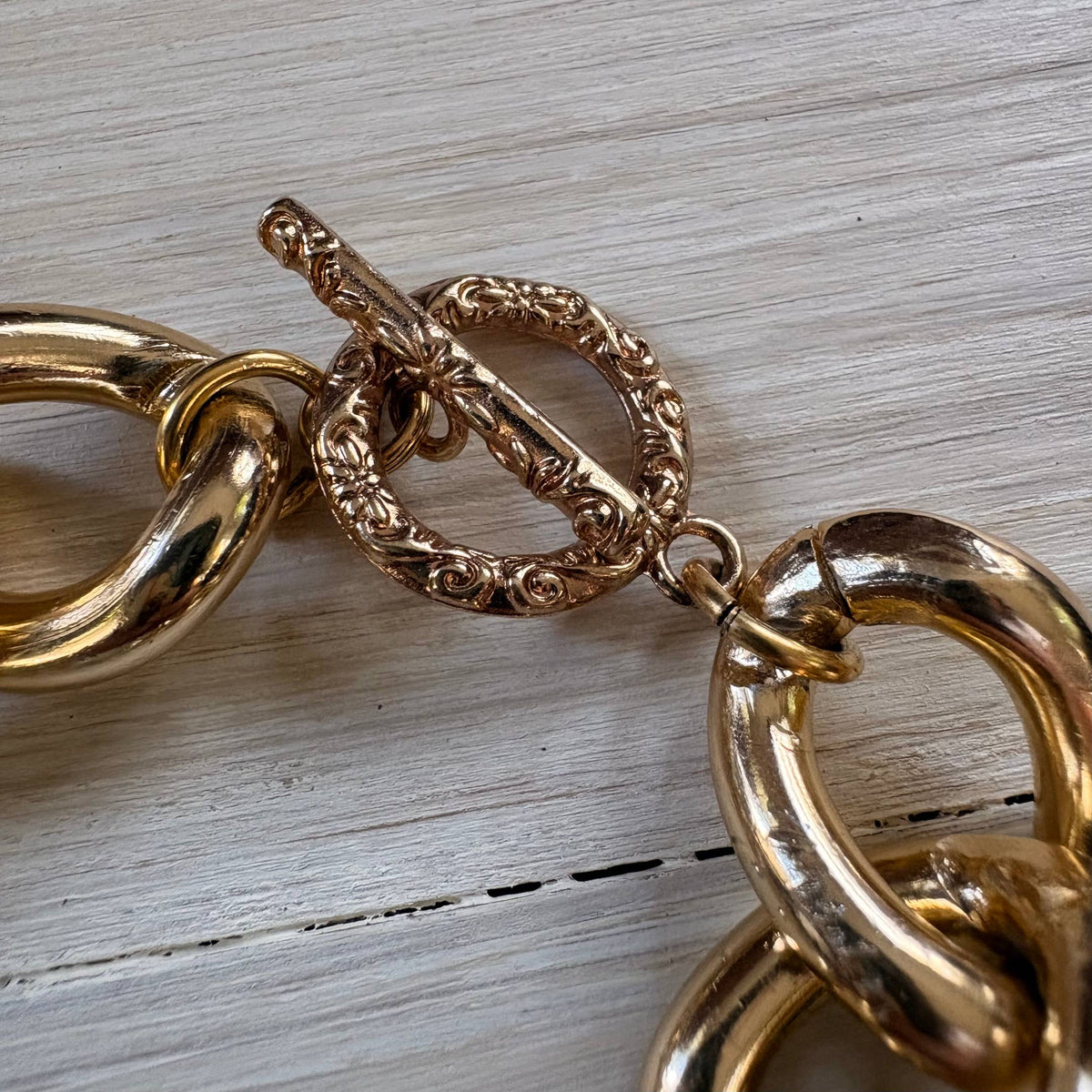 It’s Giving Gold Chain & Vintage Jade Bracelet