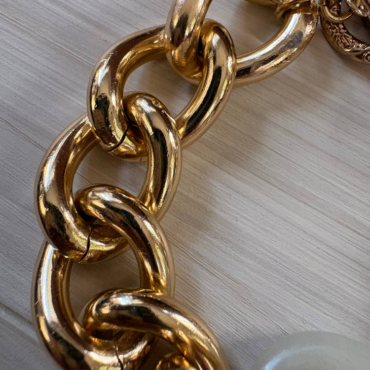 It’s Giving Gold Chain & Vintage Jade Bracelet