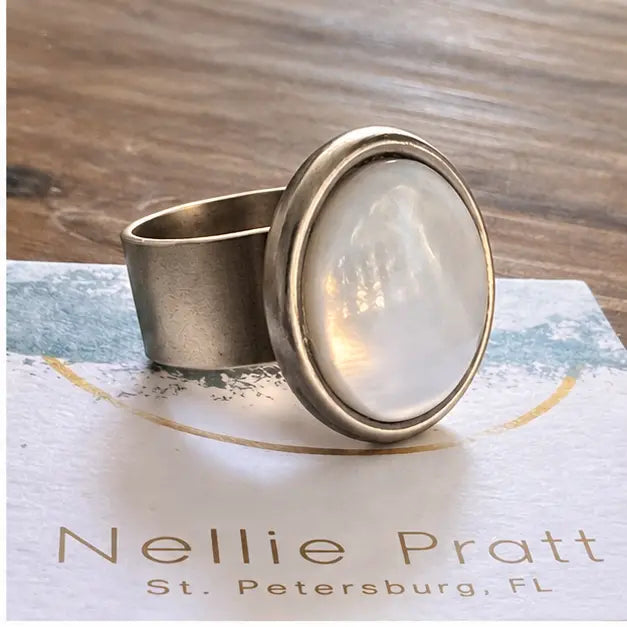 That’s Hot Mother-of-Pearl Shell Statement Ring